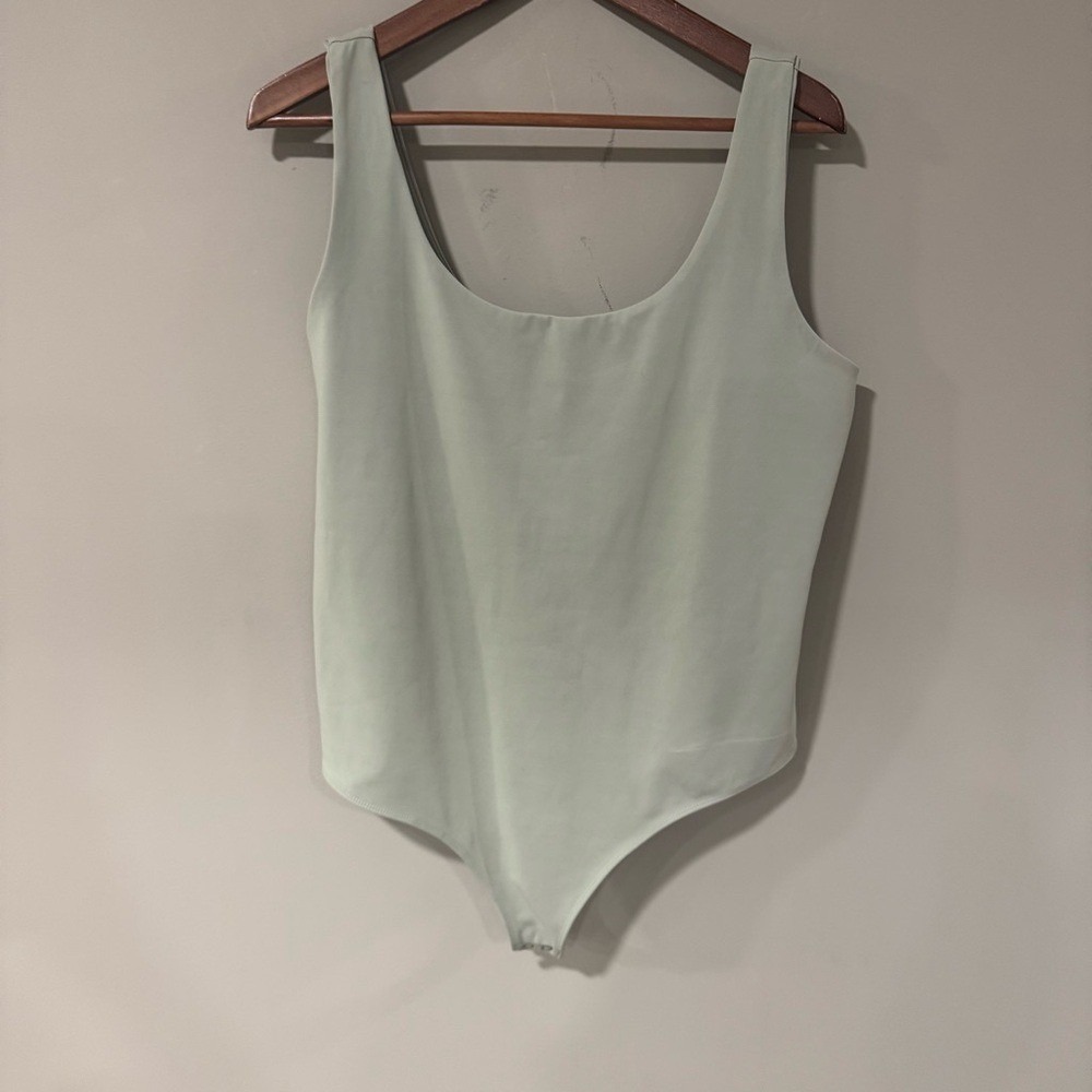 Express Body Contour Light Green Bodysuit Tank Top Thong Snap Size XL